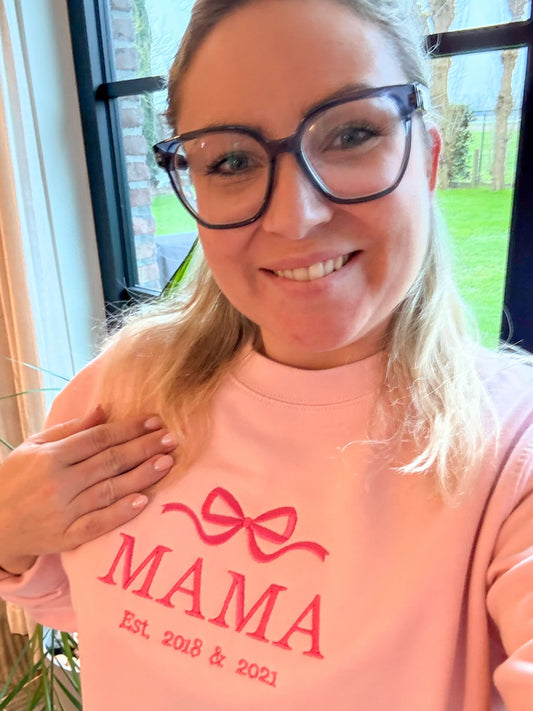 Romantische mama of metie sweater met strik - Naam van de kindjes - Moederdag