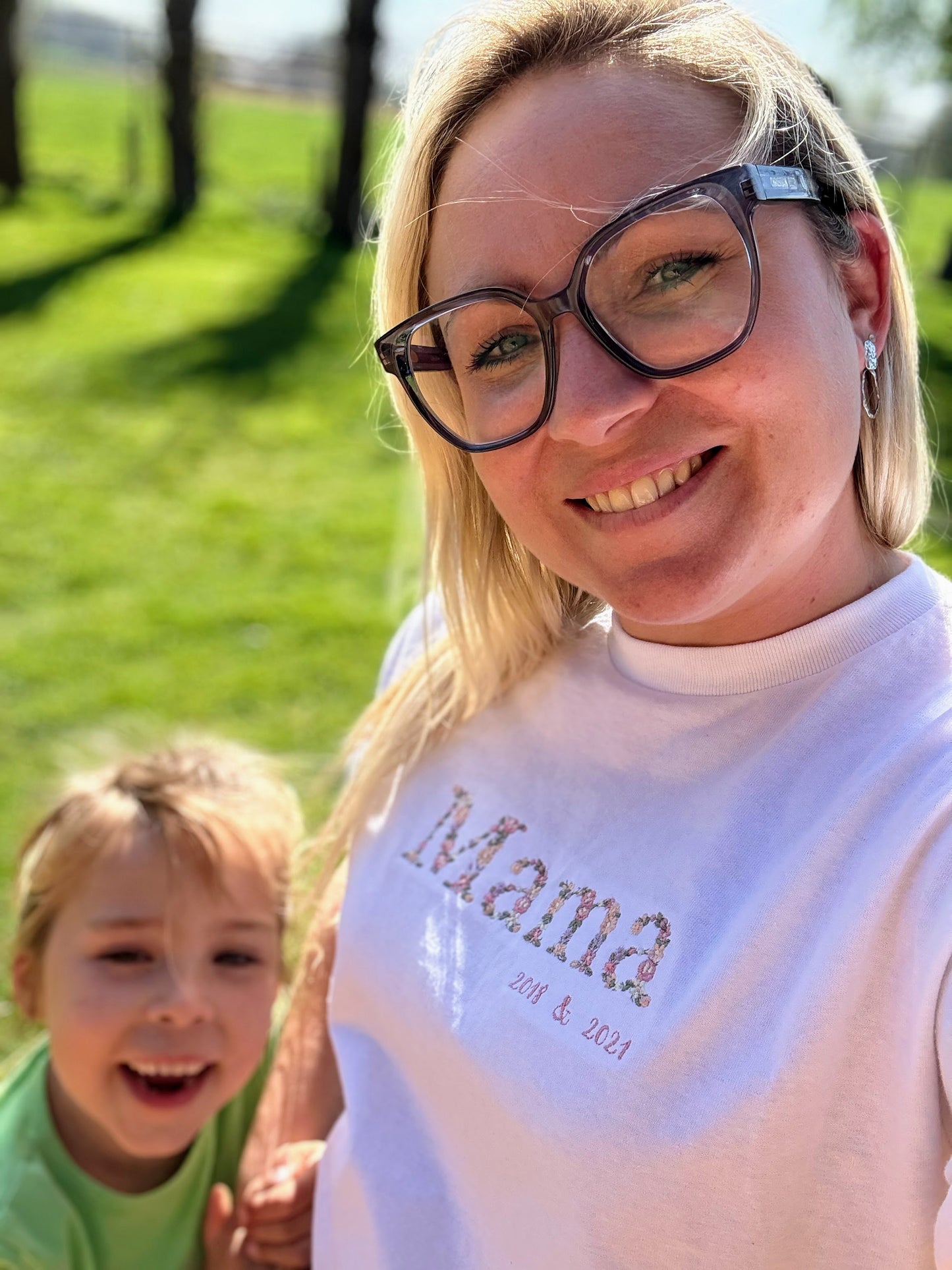 Pull Mama - Maman - Marraine - Metie - Personnalisé - Fête des Mères